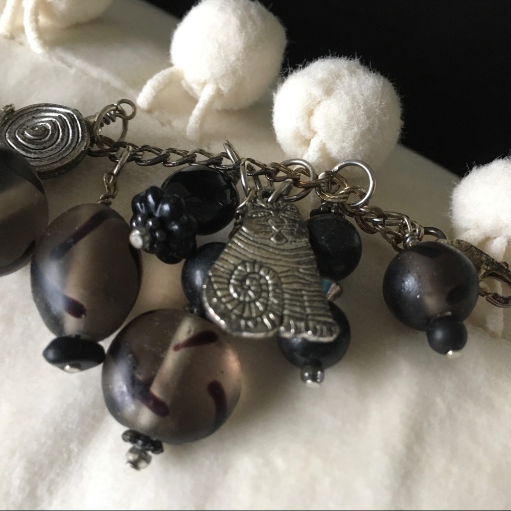 Cat charm bracelet